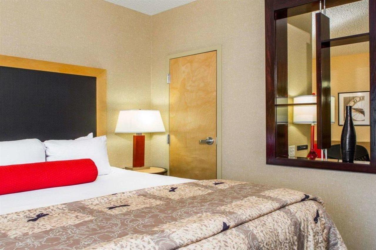 Cambria Hotel Traverse City Kültér fotó