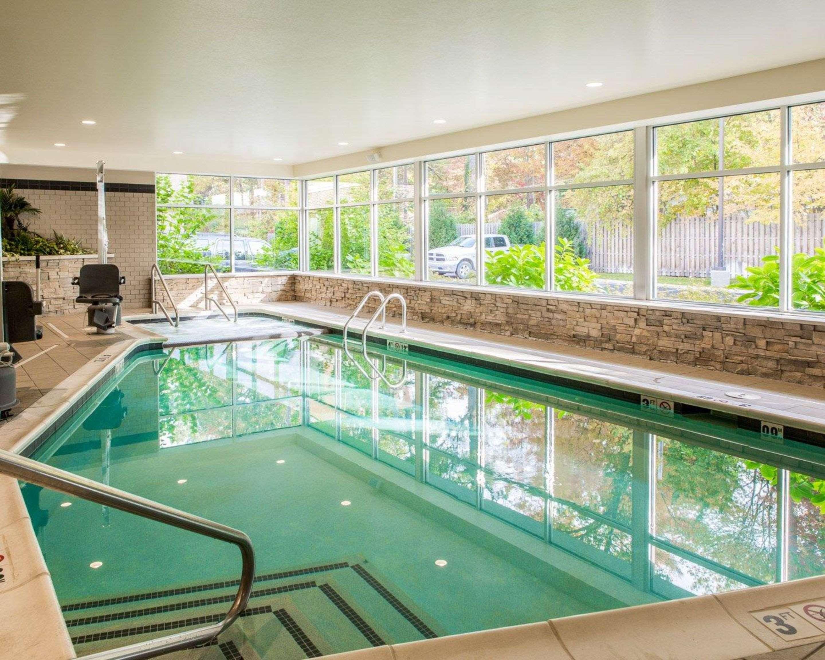 Cambria Hotel Traverse City Kültér fotó
