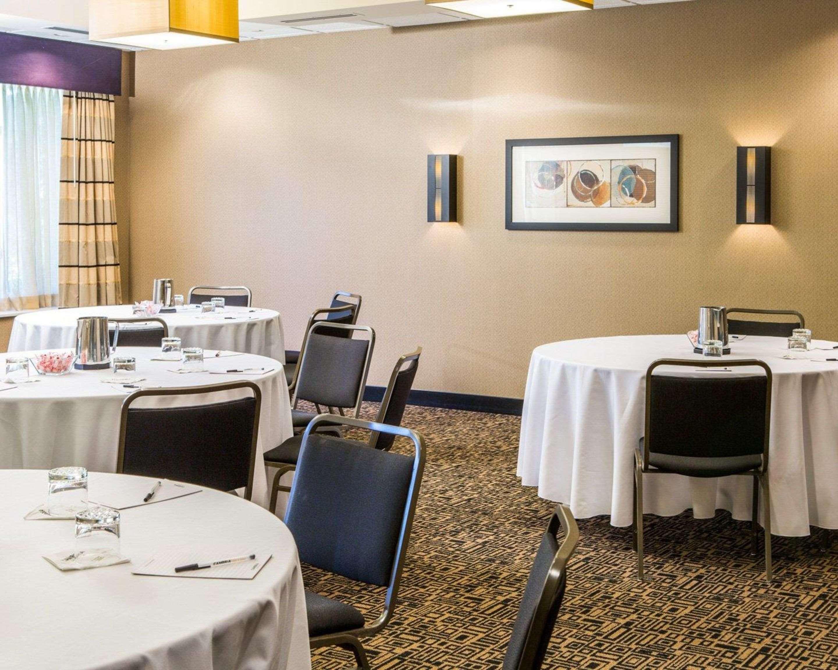 Cambria Hotel Traverse City Kültér fotó