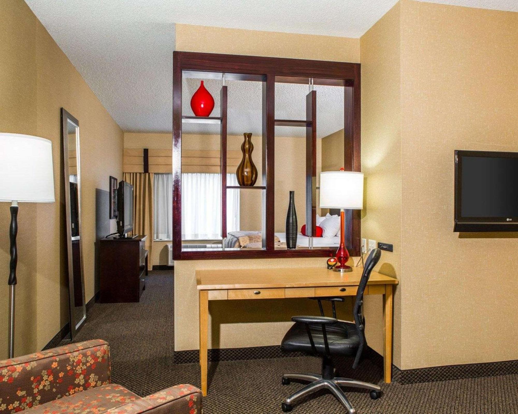 Cambria Hotel Traverse City Kültér fotó