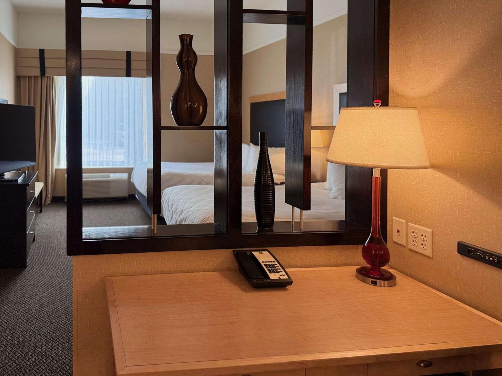 Cambria Hotel Traverse City Kültér fotó