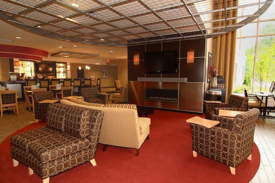Cambria Hotel Traverse City Kültér fotó